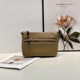 A New Multi-Layer Soft Genuine Leather Women'S Bag with Large Capacity, Featuring a Small Square Design, Suitable for Shoulder And Crossbody Wear, Designed with Multiple Zippers, Perfect for a Luxurious And Versatile Commuting Experience